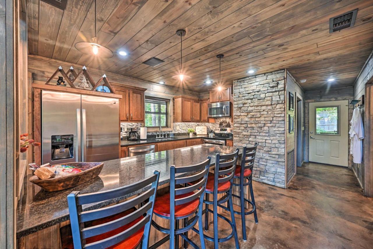Luxe Broken Bow Cabin With Tesla Charging Station Stephens Gap Εξωτερικό φωτογραφία